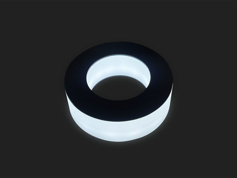 LEDアクリル・チャンネル文字27